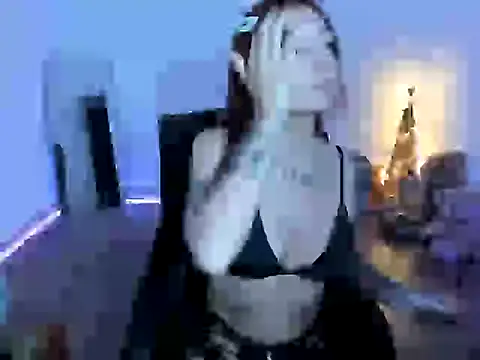 luxurybaby online show from 12/18/25, 01:00