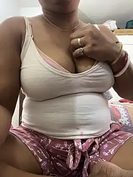 Nancy-22 online show from 10/31/25, 10:23