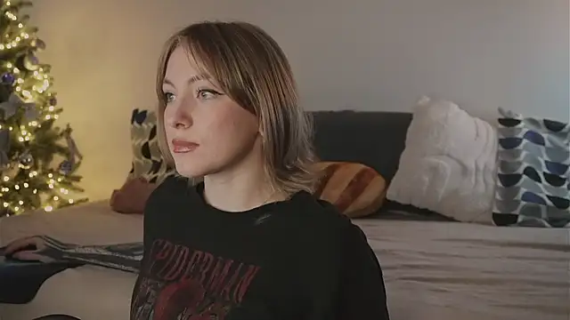 kris69kiss online show from 12/18/25, 02:54