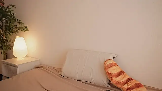 kris69kiss online show from 04/18/26, 01:35