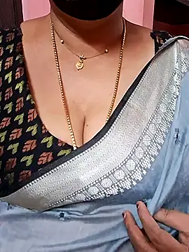 ananya956 online show from 11/08/25, 02:15