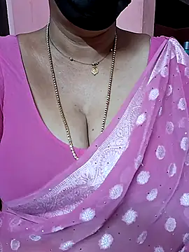 ananya956 online show from 11/14/25, 09:40