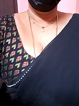 ananya956 online show from 11/29/25, 03:45