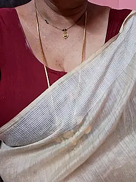 ananya956 online show from 04/03/26, 12:28