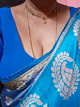 ananya956 online show from 04/12/26, 01:09