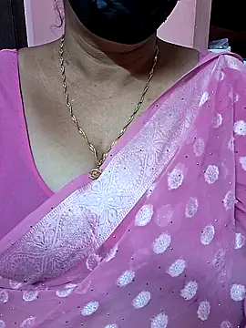 ananya956 online show from 10/13/25, 03:35