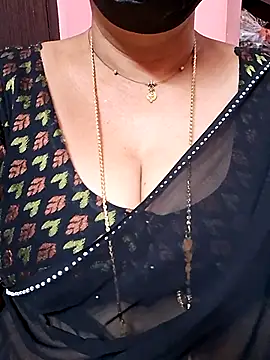 ananya956 online show from 11/30/25, 11:38