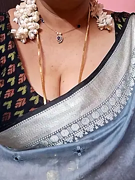 ananya956 online show from 05/23/26, 01:43
