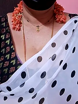 Snapshot of ananya956 chatting on 02/13/26, 03:34 ananya956 online show from 02/13/26, 03:34