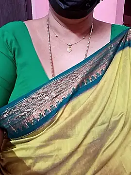 ananya956 online show from 10/26/25, 03:45