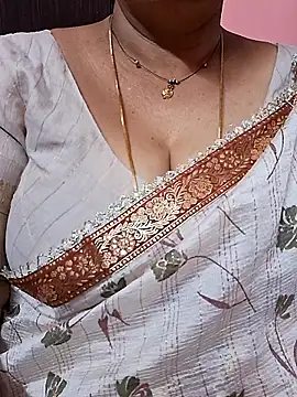 ananya956 online show from 04/27/26, 01:53