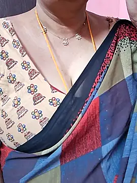 Snapshot of ananya956 chatting on 06/18/26, 06:34 ananya956 online show from 06/18/26, 06:34