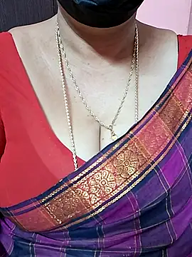 Snapshot of ananya956 chatting on 01/13/26, 11:08 ananya956 online show from 01/13/26, 11:08