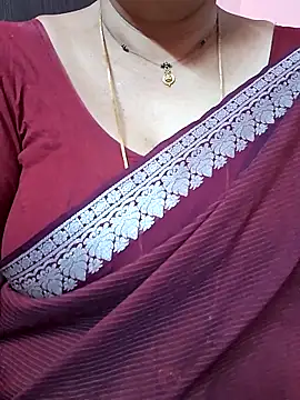 ananya956 online show from 04/16/26, 11:51