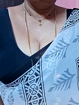 ananya956 online show from 03/24/26, 10:43