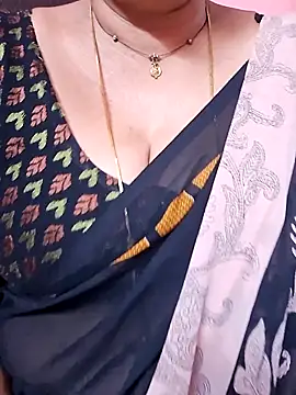 ananya956 online show from 04/22/26, 12:28