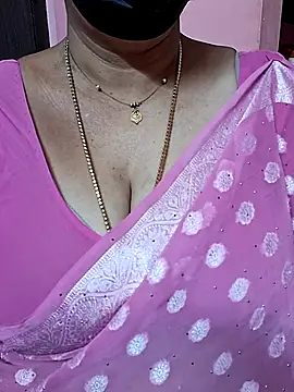 ananya956 online show from 11/14/25, 09:35