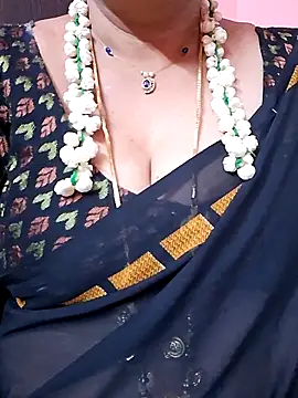 ananya956 online show from 05/08/26, 02:10