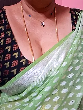 ananya956 online show from 05/15/26, 12:52