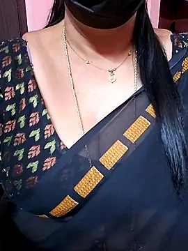 ananya956 online show from 10/18/25, 04:31