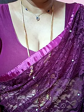 ananya956 online show from 05/18/26, 01:17