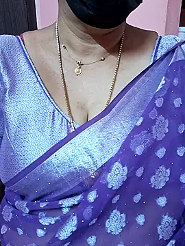 ananya956 online show from 11/03/25, 05:23