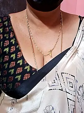 Snapshot of ananya956 chatting on 01/06/26, 03:49 ananya956 online show from 01/06/26, 03:49