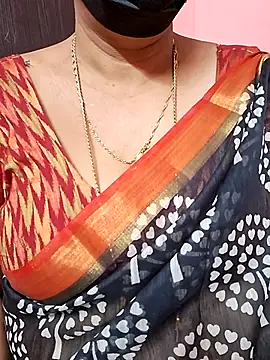 Snapshot of ananya956 chatting on 01/14/26, 12:53 ananya956 online show from 01/14/26, 12:53