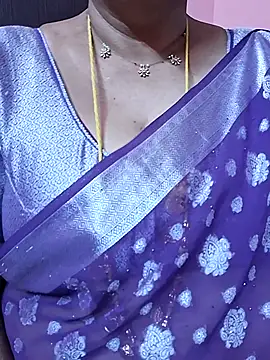 Snapshot of ananya956 chatting on 06/25/26, 05:51 ananya956 online show from 06/25/26, 05:51