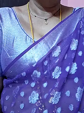 ananya956 online show from 04/14/26, 10:31