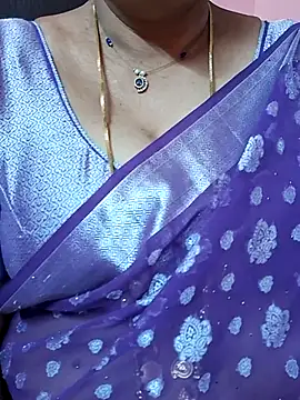 ananya956 online show from 05/28/26, 03:36
