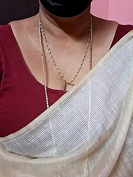 Snapshot of ananya956 chatting on 01/11/26, 01:45 ananya956 online show from 01/11/26, 01:45