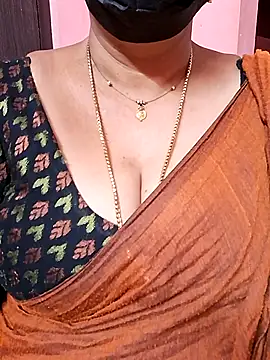 ananya956 online show from 11/15/25, 10:41