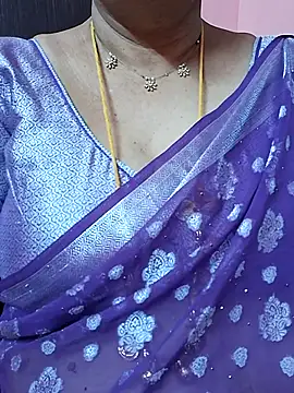 Snapshot of ananya956 chatting on 06/25/26, 02:31 ananya956 online show from 06/25/26, 02:31