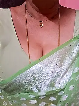 ananya956 online show from 04/10/26, 09:49