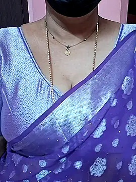 ananya956 online show from 11/24/25, 06:08