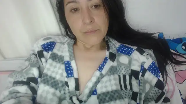 Snapshot of naughthyany16 chatting on 10/19/25, 04:26 naughthyany16 online show from 10/19/25, 04:26