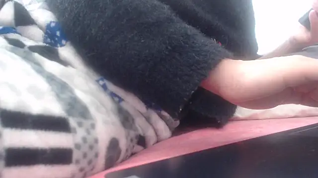 Snapshot of naughthyany16 chatting on 11/17/25, 08:57 naughthyany16 online show from 11/17/25, 08:57