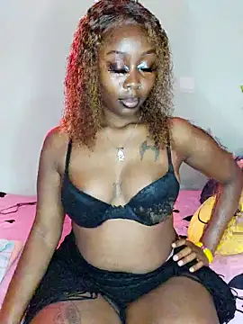 Lyiaspark online show from 11/17/25, 01:37