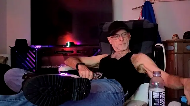 Towndude123 online show from 04/09/26, 10:38