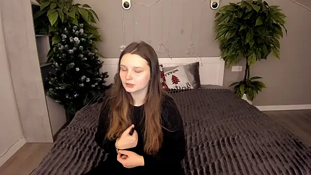 Snapshot of MagicPeachh_ chatting on 01/14/26, 06:50 MagicPeachh online show from 01/14/26, 06:50