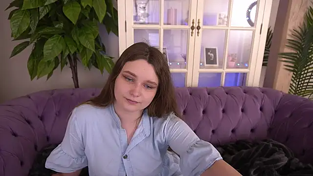 MagicPeachh  online show from 06/10/26, 01:23