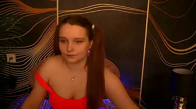 Snapshot of MagicPeachh_ chatting on 03/10/25, 07:40 MagicPeachh online show from 03/10/25, 07:40