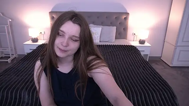 MagicPeachh  online show from 05/30/26, 07:52