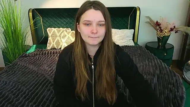 Snapshot of MagicPeachh_ chatting on 04/09/26, 06:19 MagicPeachh online show from 04/09/26, 06:19