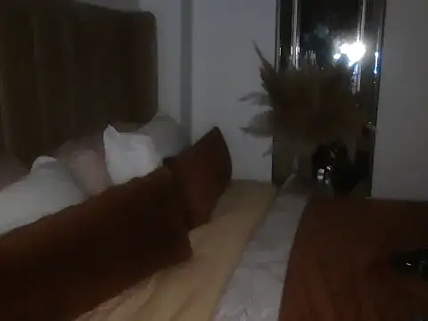 Snapshot of jasmineswetty6969 chatting on 02/21/25, 09:43 jasmineswetty6969 online show from 02/21/25, 09:43