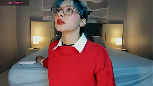 Snapshot of Ramona_Flower chatting on 12/22/25, 02:11 Ramona Flower online show from 12/22/25, 02:11