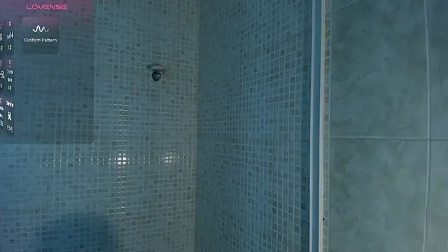 Ramona Flower online show from 12/01/25, 02:12