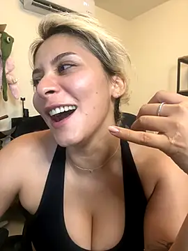 Ramona Flower online show from 11/08/25, 02:15