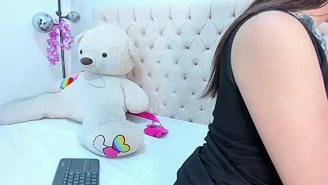 Victoria Coleman online show from 01/09/26, 07:21